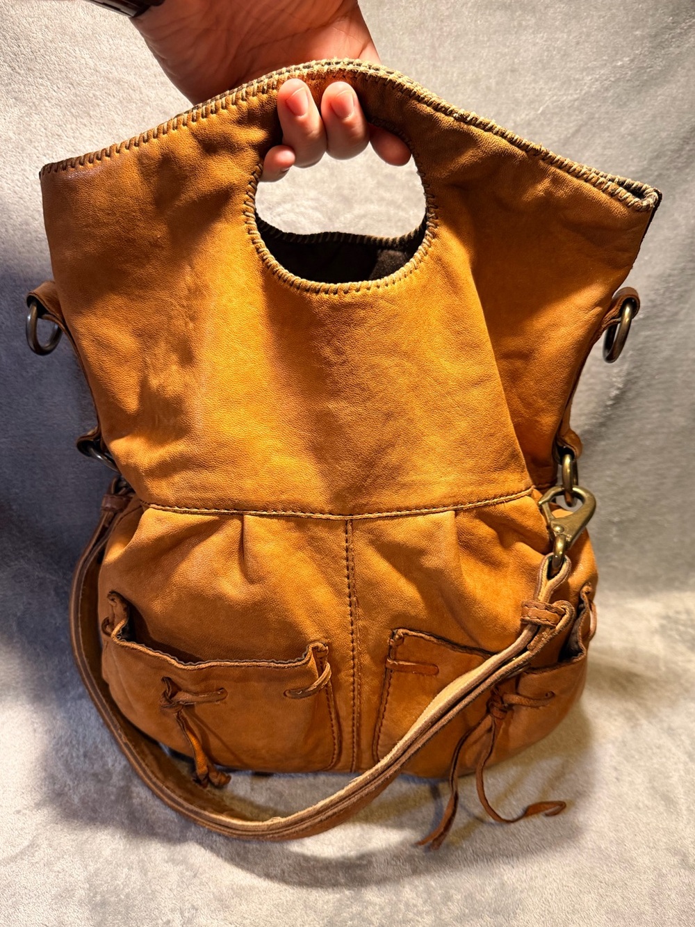 Lucky Brand Caramel Leather Fold Over Shoulder Bag - Picture 2 of 11